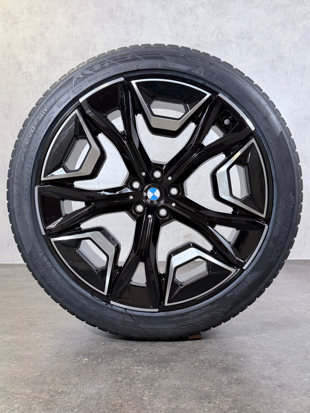 ORIGINAL 22 ZOLL BMW iX i20 M 1021 WINTERREIFEN