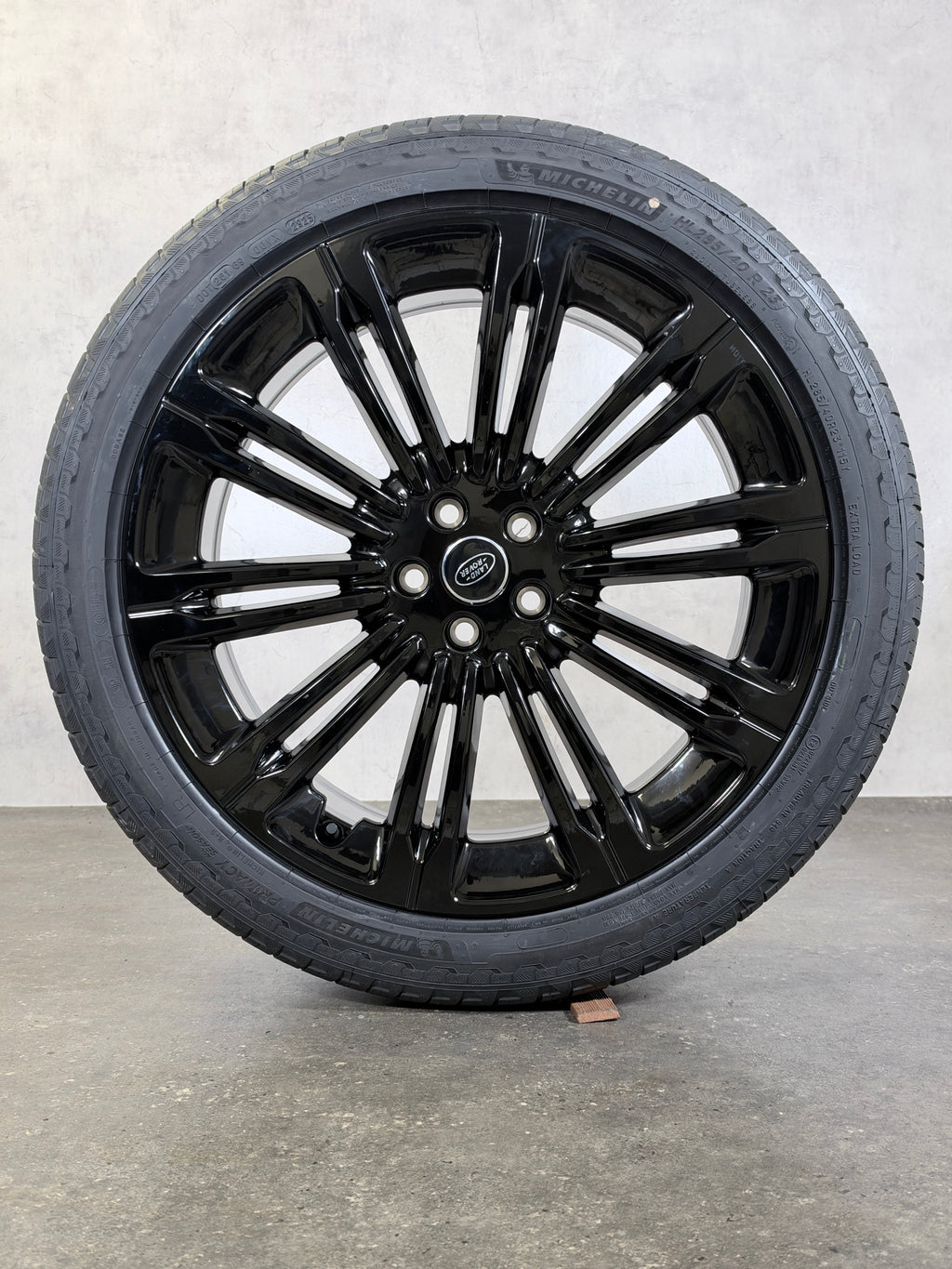 ORIGINAL 23 ZOLL LAND ROVER SPORT L460 L461 SOMMERREIFEN